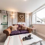 Jacksons Cafebar & 4* グラスミア