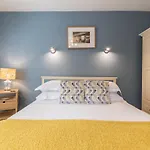 Jacksons Cafebar & ベッド・アンド・ブレックファスト グラスミア