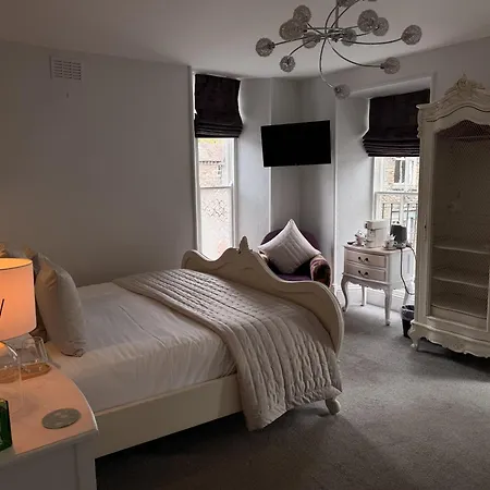 Jacksons Cafebar & Bed and breakfast