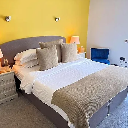 Bed & Breakfast Jacksons Cafebar & 4*